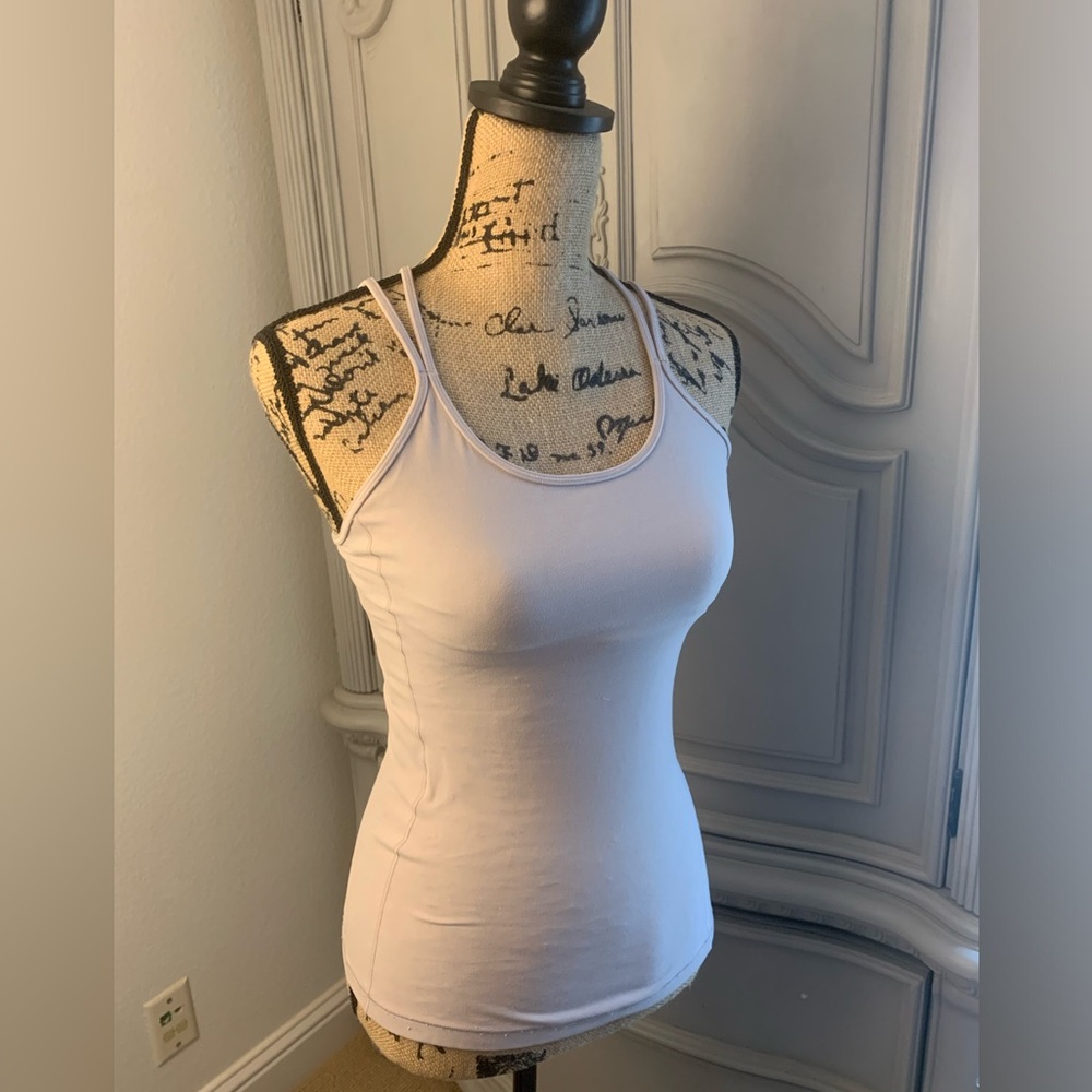 SALE! Lululemon No Limits Tank Top! Size 4!